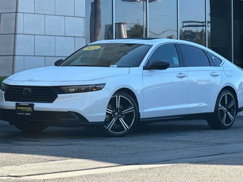 Used 2024 Honda Accord Sport image 8