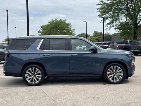 Used 2025 Chevrolet Tahoe High Country AWD/4WD image 4