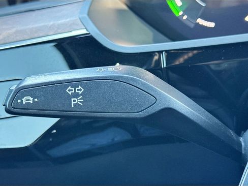Used 2019 Audi e-tron Prestige w/ Prestige Package image 14