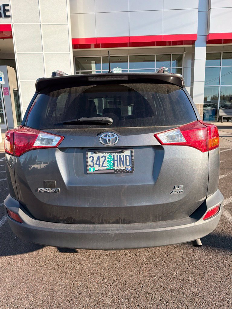 Used 2015 Toyota RAV4 LE AWD/4WD image 5