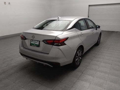 Used 2025 Nissan Versa SV FWD image 9