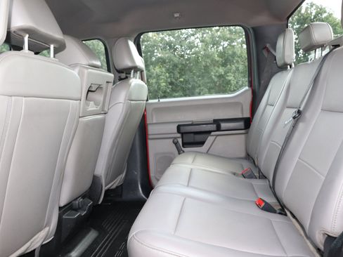 Used 2021 Ford F250 XL image 24
