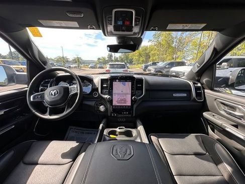 Used 2025 RAM 1500 Laramie AWD/4WD image 2
