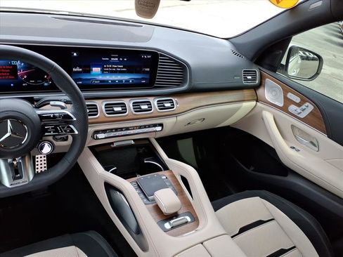 Used 2024 Mercedes-Benz GLE 53 AMG 4MATIC image 9