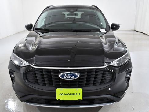 New 2026 Ford Escape SE w/ Class II Trailer Tow Package image 3