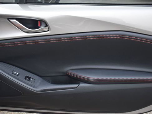 Used 2023 MAZDA MX-5 Miata Grand Touring image 22