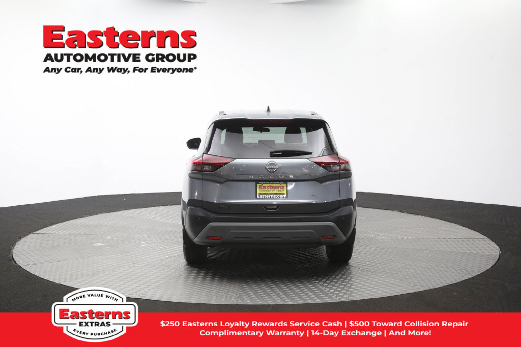 Used 2023 Nissan Rogue S AWD/4WD image 39