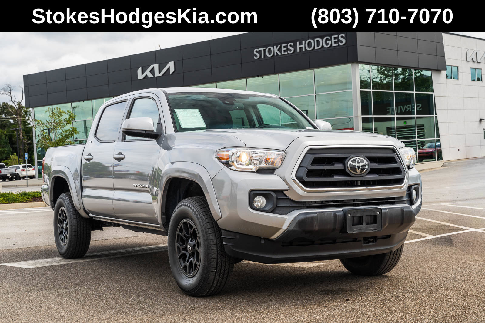 Used 2021 Toyota Tacoma SR5 RWD image 1