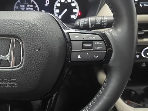 Used 2023 Honda HR-V EX-L image 21