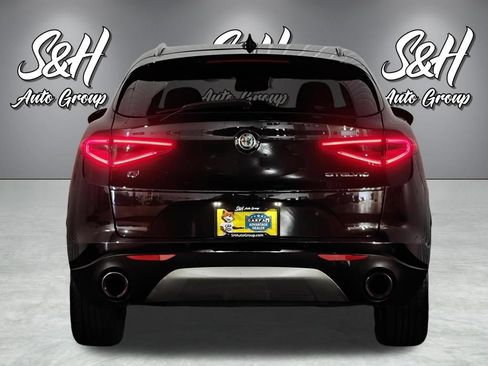 Used 2018 Alfa Romeo Stelvio AWD w/ Cold Weather Package image 21