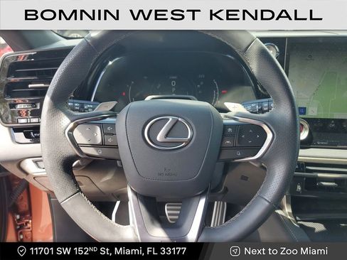 Used 2023 Lexus RX 500h F Sport image 29