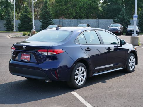 Used 2026 Toyota Corolla LE FWD image 7