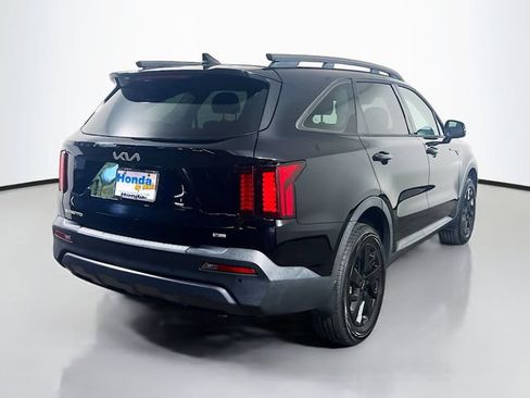 Used 2023 Kia Sorento S w/ Panoramic Sunroof Package AWD/4WD image 8