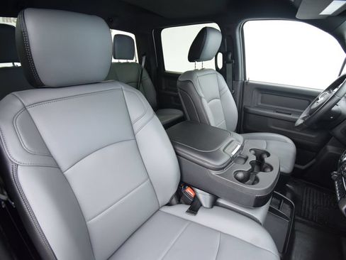 New 2026 RAM 3500 Tradesman AWD/4WD image 15