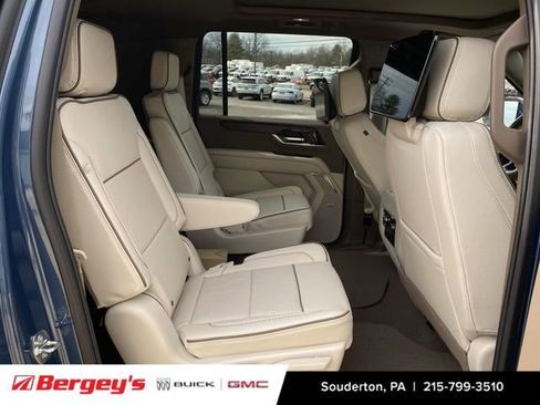 New 2026 GMC Yukon XL Denali w/ Denali Reserve Package image 30