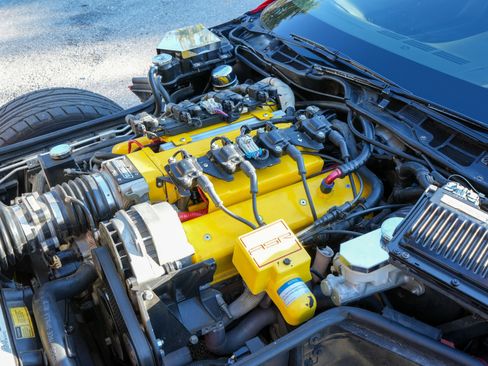 Used 1996 Chevrolet Corvette 2dr Cpe image 32