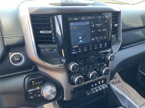 Used 2022 RAM 1500 Laramie AWD/4WD image 12