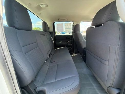 Used 2022 Nissan Frontier S w/ Technology Package AWD/4WD image 19