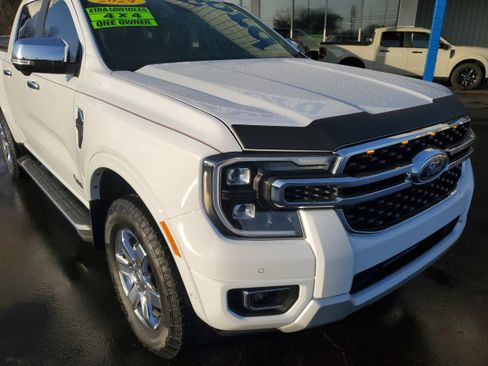 Used 2024 Ford Ranger Lariat w/ Trailer Tow Package image 7