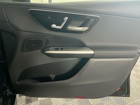 Certified 2026 Mercedes-Benz GLC 300 4MATIC image 29