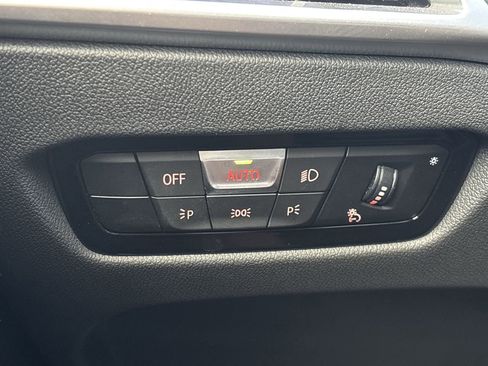 Used 2025 BMW 230i Coupe w/ M Sport Package RWD image 27