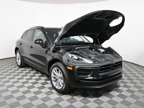 Certified 2026 Porsche Macan Turbo AWD/4WD image 32