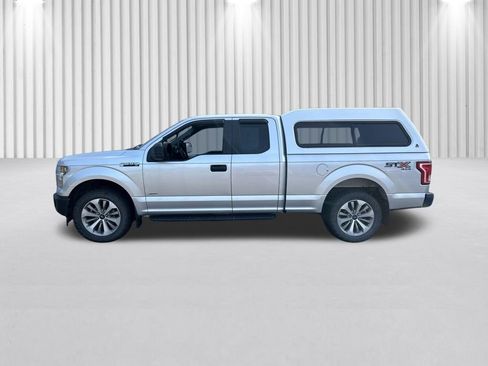 Used 2017 Ford F150 XL w/ Equipment Group 101A Mid AWD/4WD image 4