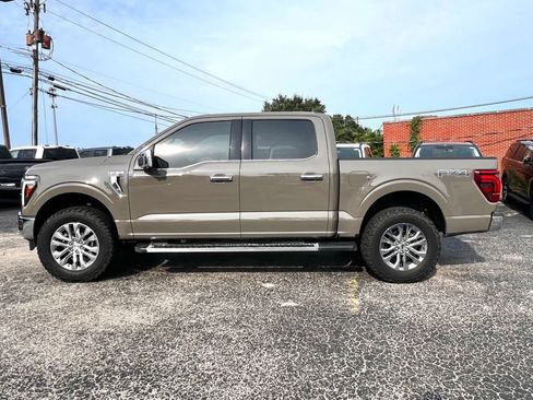 Used 2025 Ford F150 Lariat w/ Equipment Group 501A Mid AWD/4WD image 2