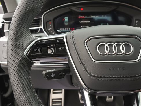 Used 2023 Audi S8 w/ S8 Comfort Plus Package AWD/4WD image 17
