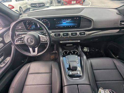 Certified 2023 Mercedes-Benz GLS 450 4MATIC image 2