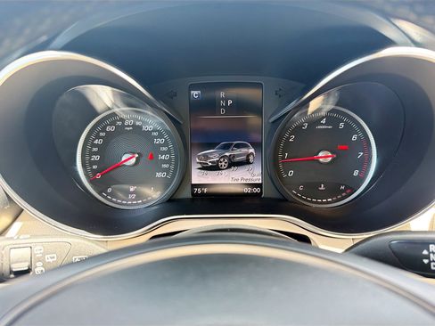 Used 2019 Mercedes-Benz GLC 300 4MATIC image 40