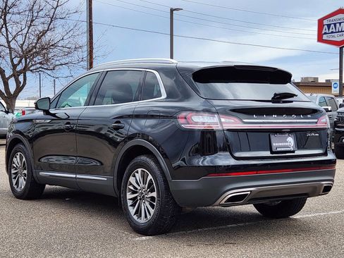 Used 2020 Lincoln Nautilus Premier w/ Equipment Group 101A image 9