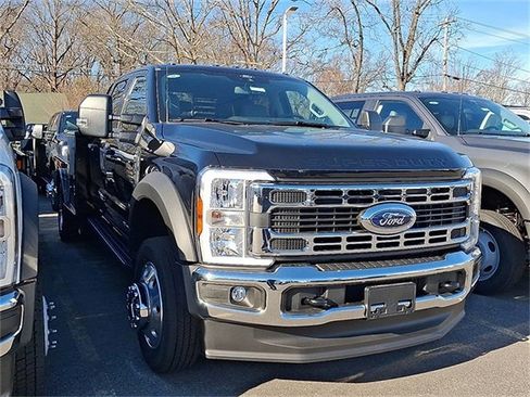 New 2026 Ford F450 XLT w/ XLT Value Package image 2