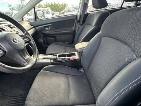 Used 2013 Subaru Crosstrek 2.0i Premium AWD/4WD image 11
