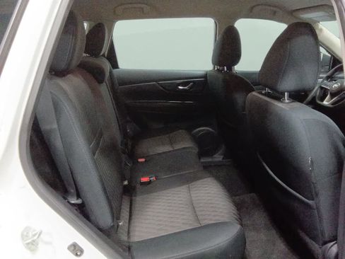 Used 2017 Nissan Rogue S image 23