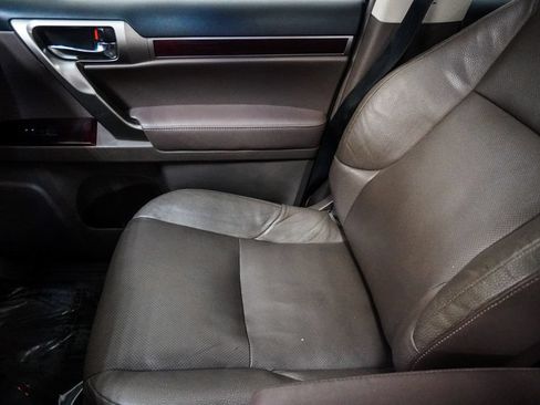 Used 2016 Lexus GX 460 w/ Premium Package AWD/4WD image 28