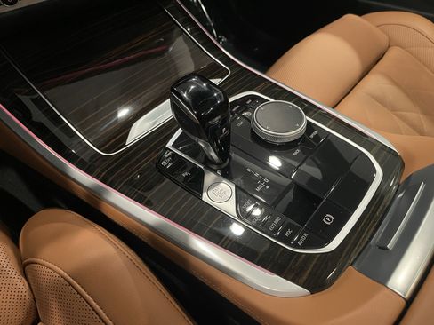 Used 2023 BMW X5 xDrive40i w/ Premium Package image 19