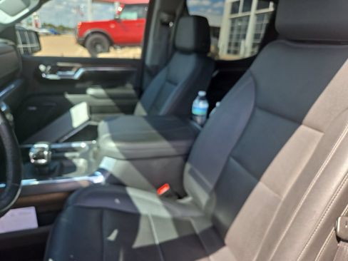 Used 2023 GMC Sierra 1500 SLT AWD/4WD image 14
