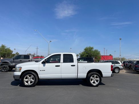Used 2008 Dodge Ram 1500 Truck SLT image 2