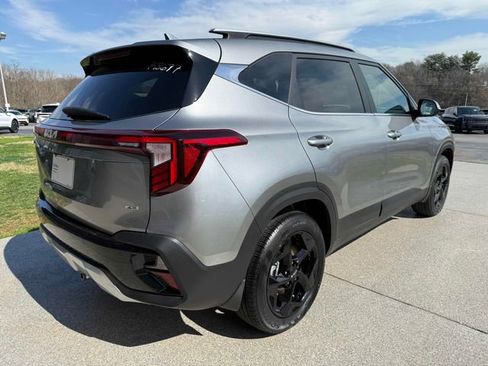 New 2026 Kia Seltos EX image 8