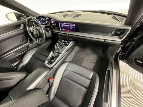 Used 2021 Porsche 911 Carrera image 15