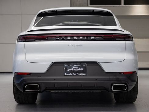 New 2024 Porsche Cayenne Coupe image 8