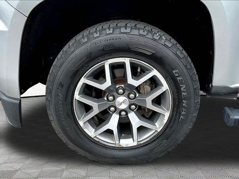 Used 2015 GMC Canyon SLE w/ All-Terrain Package AWD/4WD image 34
