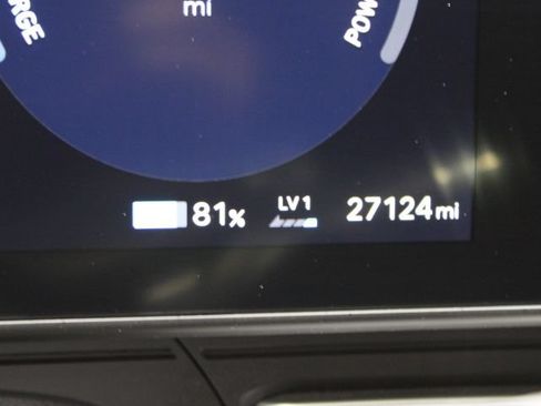 Used 2024 Hyundai Kona Limited FWD image 6