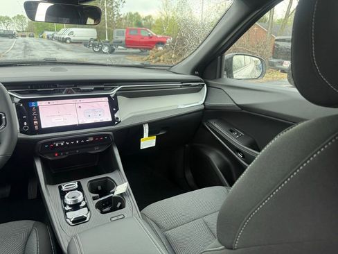 New 2026 Jeep Cherokee Laredo AWD/4WD image 28