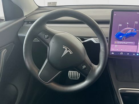 Used 2022 Tesla Model Y Performance AWD/4WD image 17