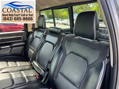 Used 2019 RAM 1500 Laramie AWD/4WD image 18