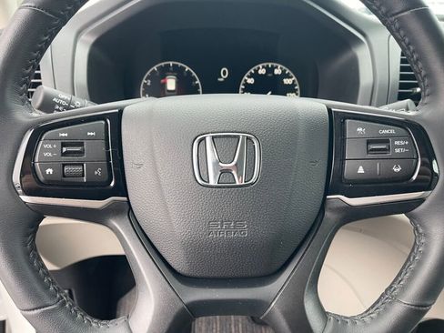 Certified 2025 Honda Odyssey EX-L image 7