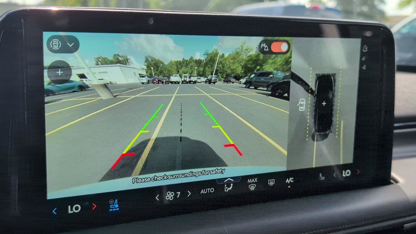 Used 2025 Lincoln Aviator AWD image 24