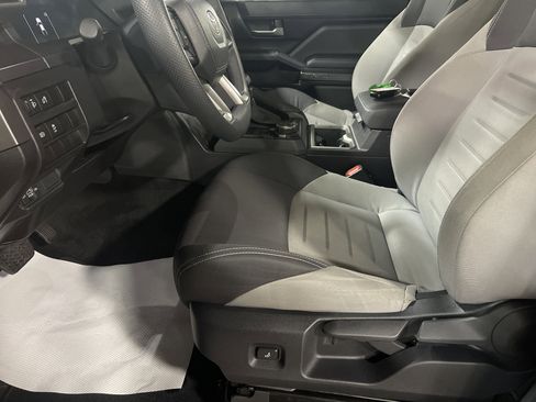 Used 2025 Toyota Tacoma SR image 11